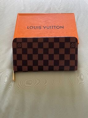 Louis Vuitton Wallet